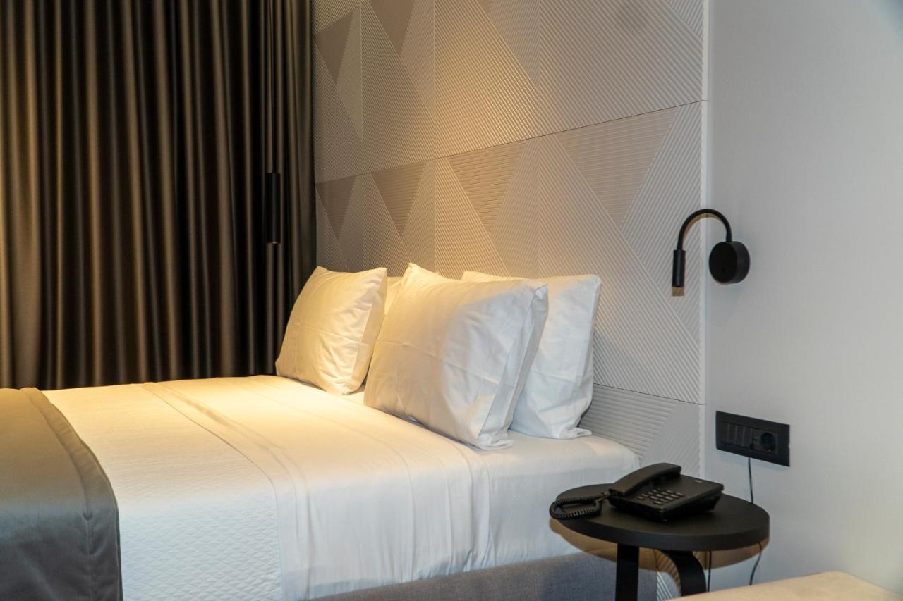 Center Hotel Sarande Exterior photo